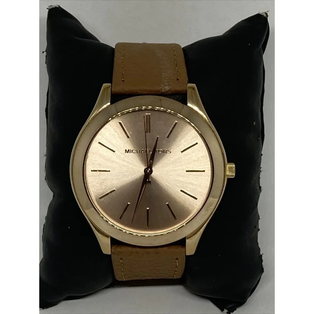 Michael Kors Runway MK3197 Unisex Brown Leather Analog Dial Quartz Watch EY315